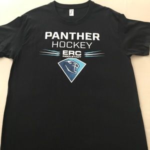 Men’s Austrian hockey league shirt.